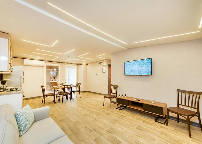 Port Apart Hotel